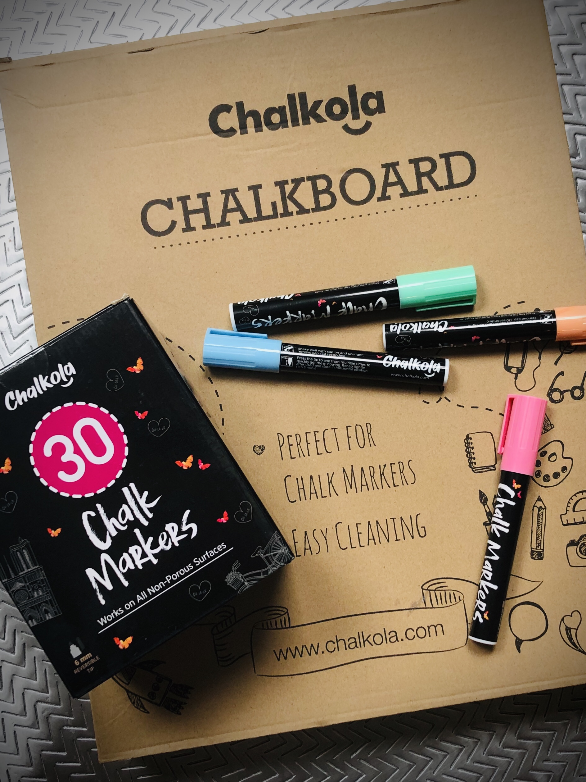 Chalk Lettering with Chalkola Chalk Markers